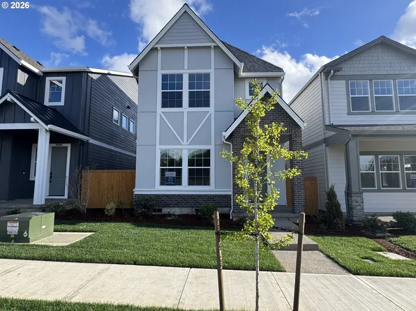 16916 SW Cairn Ln, King City, OR 97140