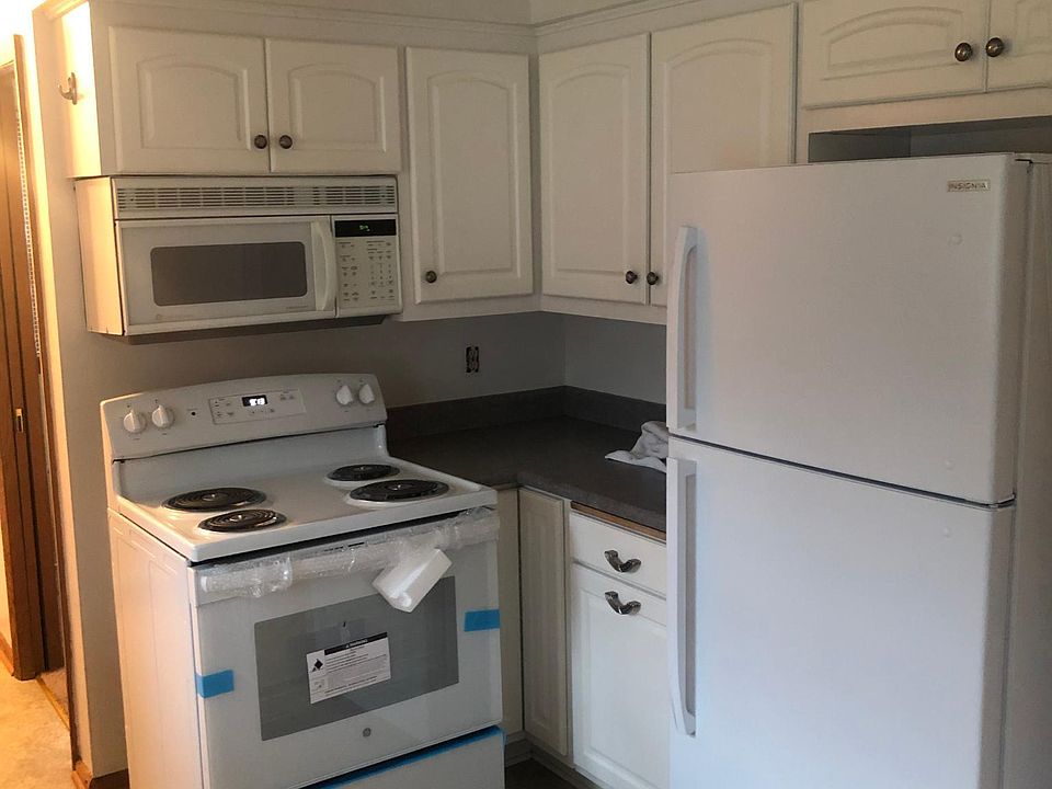 1st image of 11823 W Diane Dr