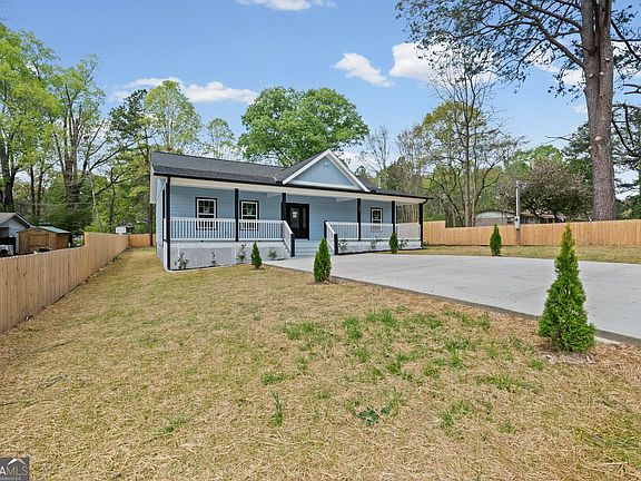 4th image of 186 Salem Dr