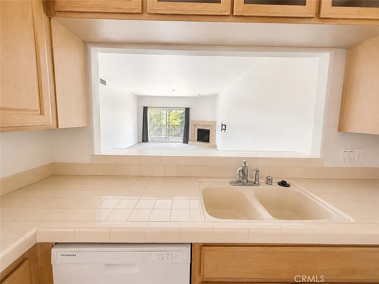 3645 Cardiff Ave #205 — Photo 8