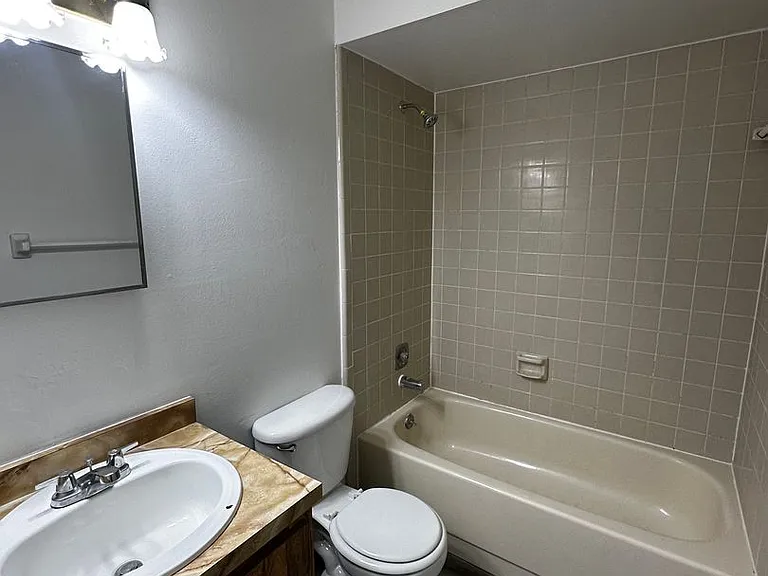 4616 N Goldenrod Rd — Photo 11