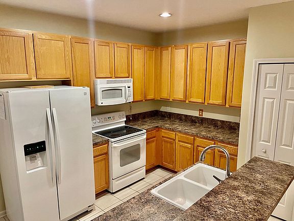 4th image of 96065 Caribbean Ct