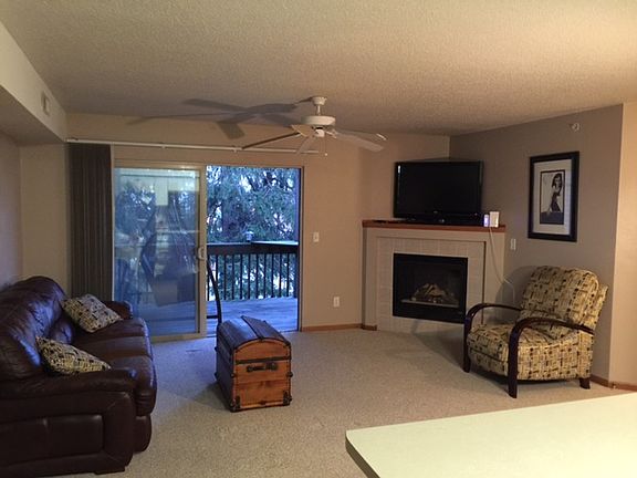 2nd image of 20 Zeller Xing APT 208