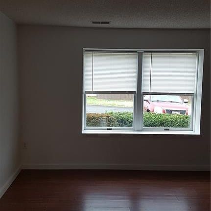 5th image of 9704 Springfield Woods Cir