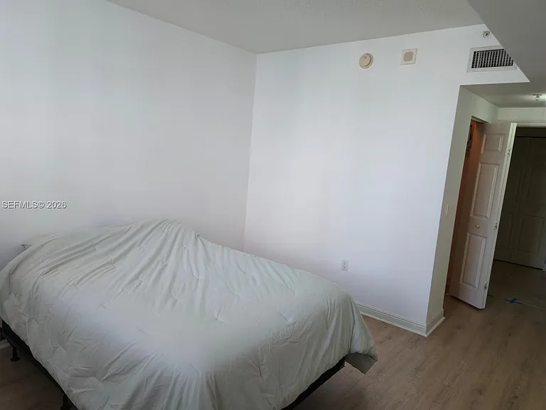 888 S Douglas Rd — Photo 5