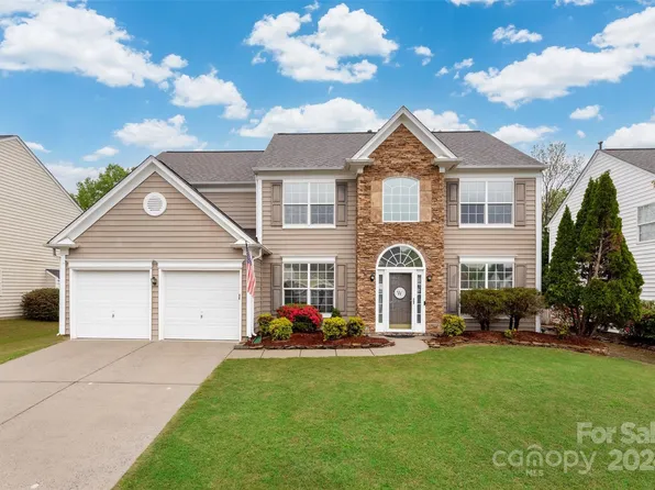 8126 Noland Woods Dr, Charlotte, NC 28277
