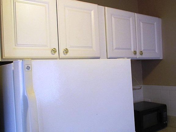 3rd image of 6100 Forest Hill Blvd APT 110