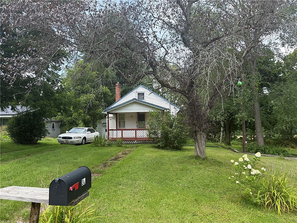1st image of 30 Gruber Rd