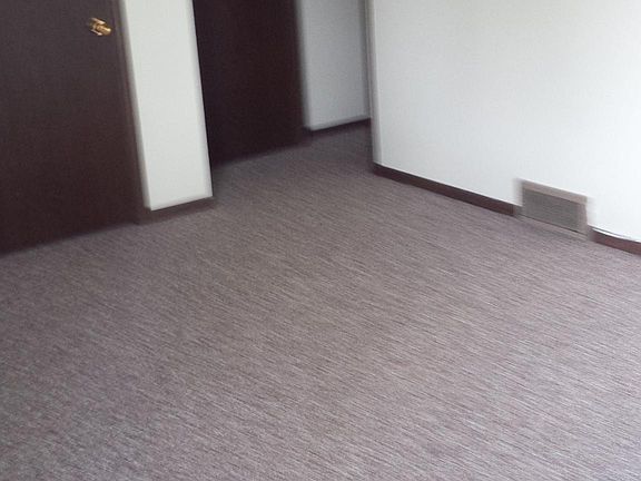5th image of 4411 Crawford Dr APT 3