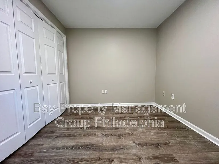 1844 Master St #1 — Photo 11