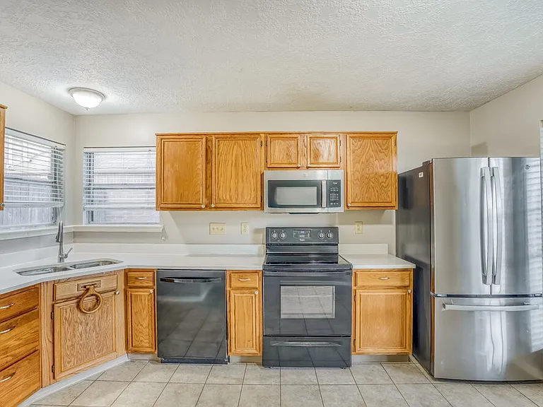 4255 Gypsy Pops Dr — Photo 8