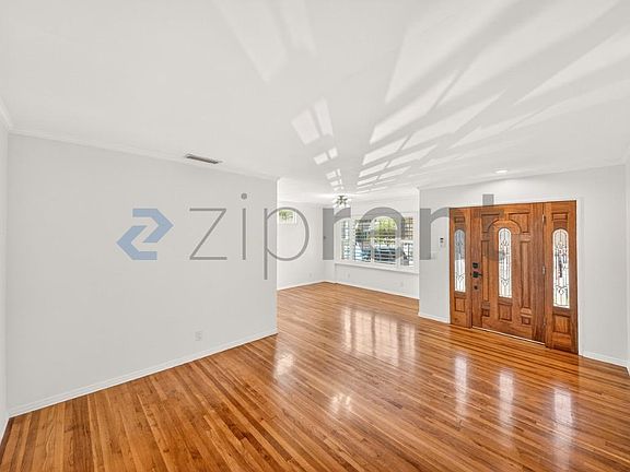 5th image of 1020 Felbar Ave