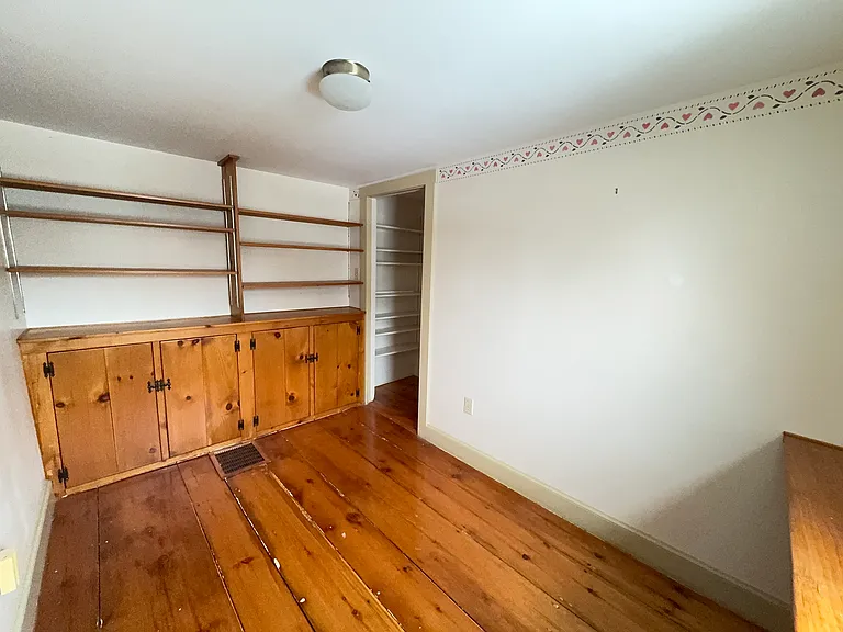 411 Walnut Hill Rd #A — Photo 8