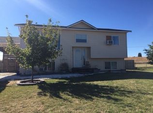 625 E Cottonwood Ave, Reardan, WA 99029