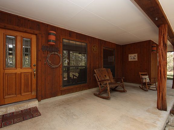 3rd image of 302 Shannon Ridge Dr