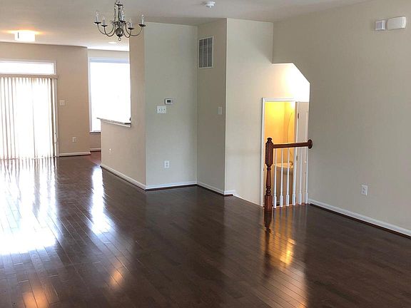 5th image of 8214 Carinoso Way
