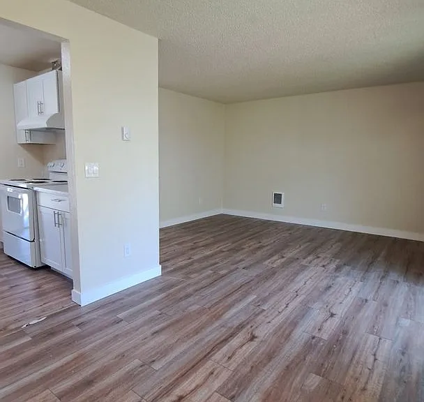 1934 Lincoln Ave SE #203 — Photo 25