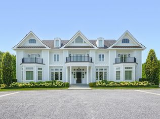 81 Meadowmere Pl, Southampton, NY 11968