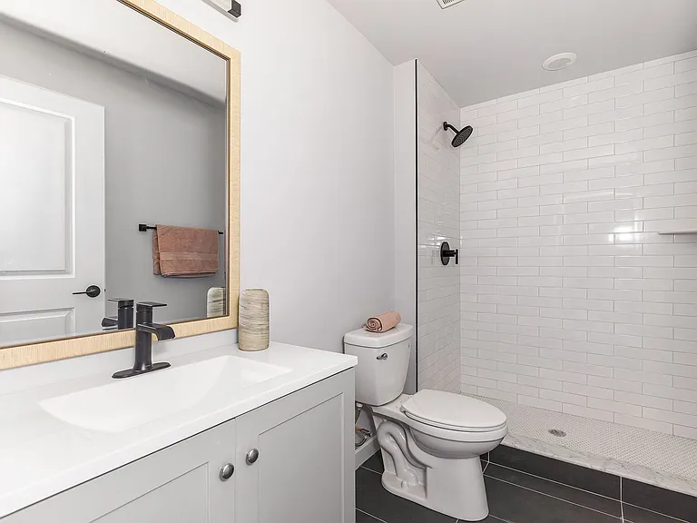 Urban Living Redefined Stylish Apartments Near Everything You Need — Photo 12