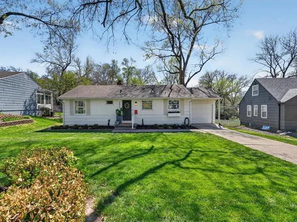 4021 W 73rd Ter, Prairie Village, KS 66208