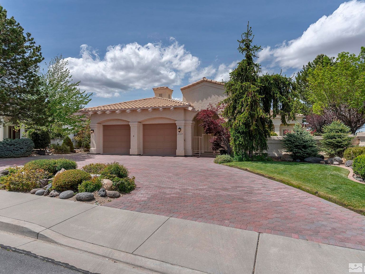 2327 Manzanita Ln, Reno, NV 89509 Zillow