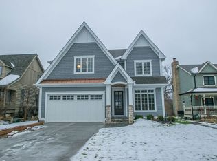 3921 Venard Rd, Downers Grove, IL 60515