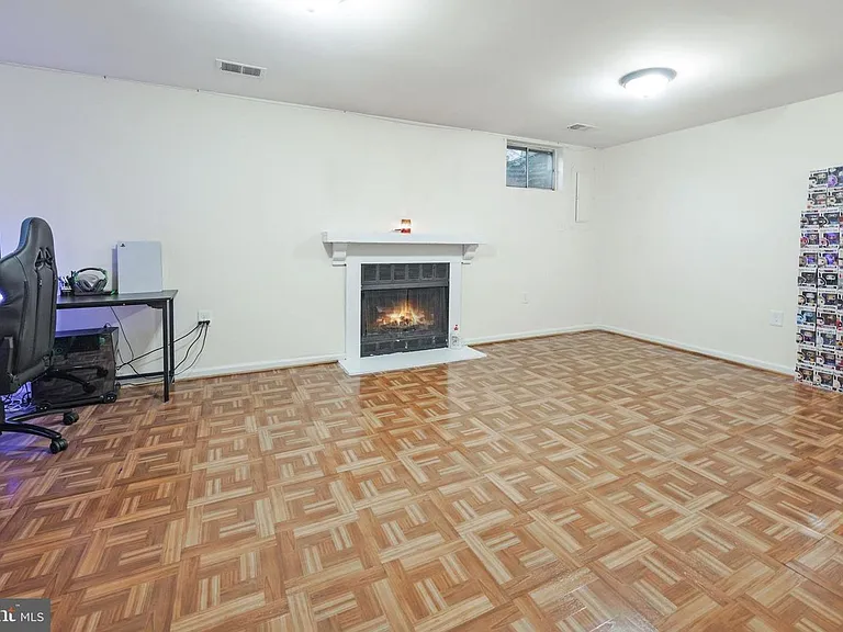 12120 Stoneford Dr — Photo 27