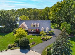 22907 W Fox Chase Rd, Deer Park, IL 60010