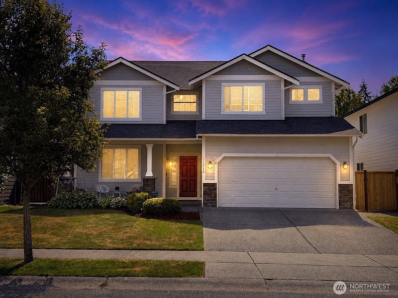 3rd image of 11712 59th Avenue SE