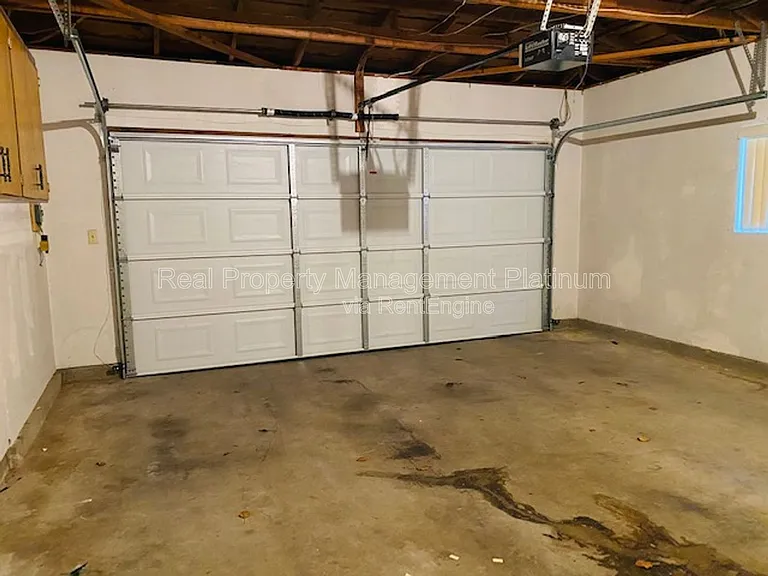 1055 W Fremont Ave — Photo 25