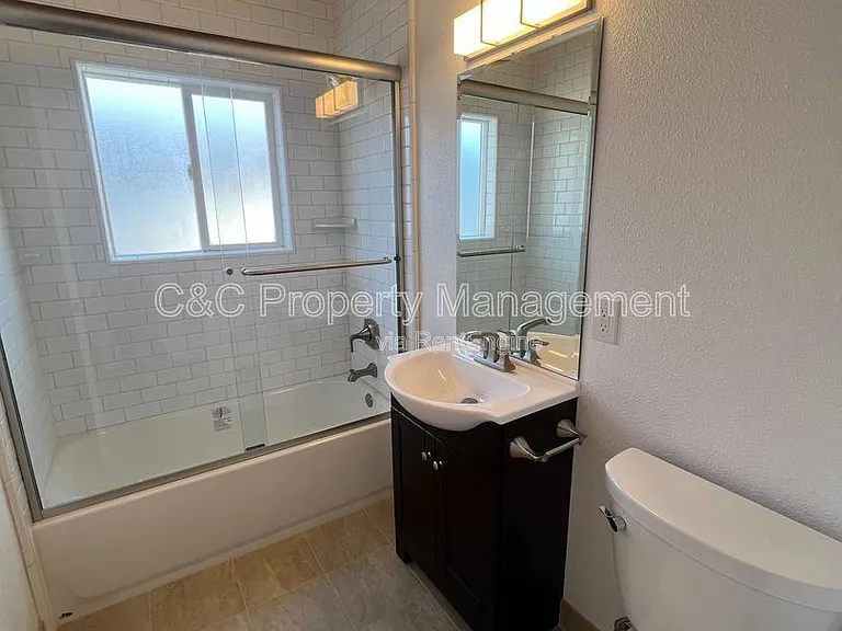 525 Madison St #G — Photo 7
