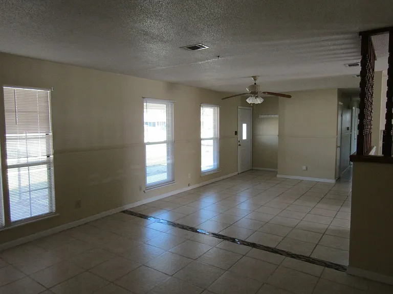 608 Palmetto St — Photo 6