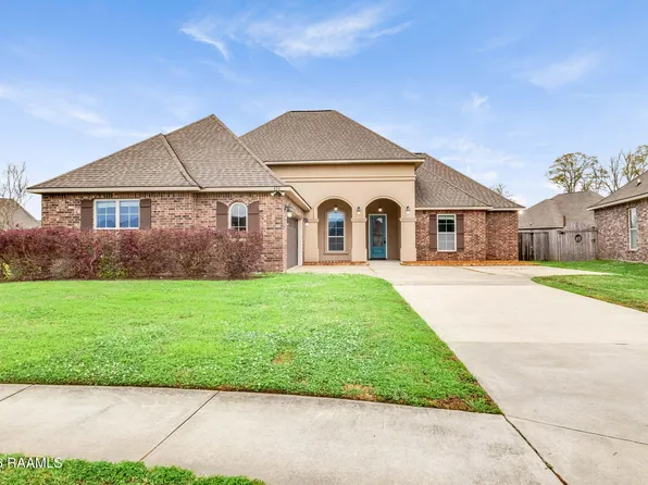 404 Meadowland Dr, Lafayette, LA 70507