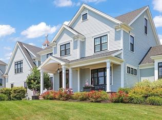 22 Chickadee Way, North Attleboro, MA 02760