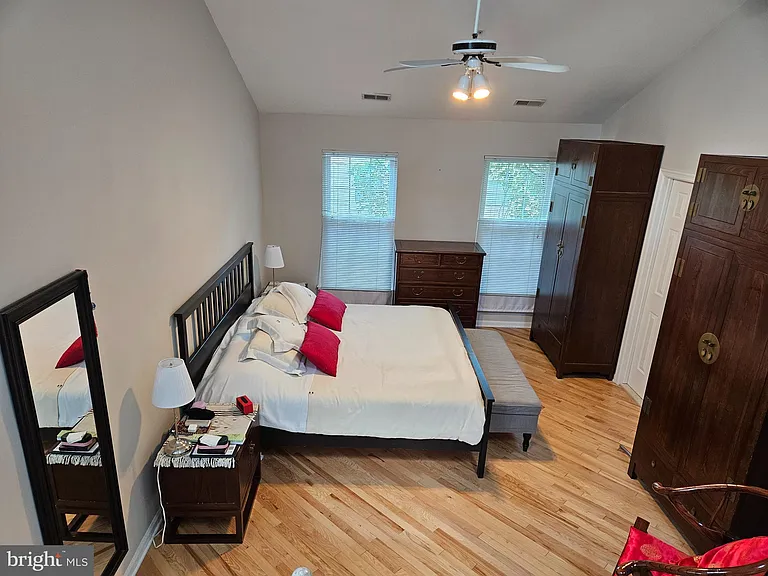 9659 Athens Pl — Photo 7