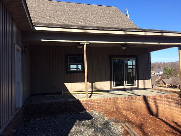 4th image of 2760 Eastport Cir