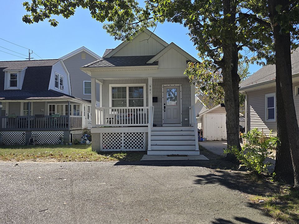 1st image of 901 13th Ave