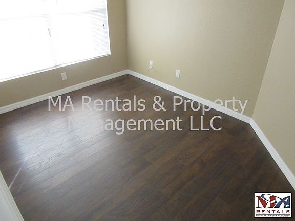 5th image of 1118 Ivan Ave S