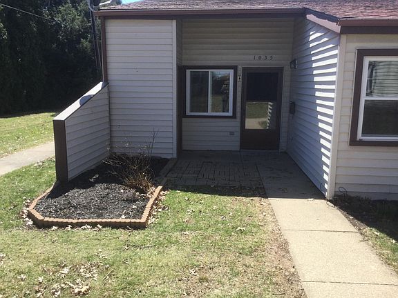 2nd image of 1035 Jaycee St NW