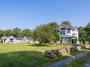 22 Main St, Little Compton, RI 02837