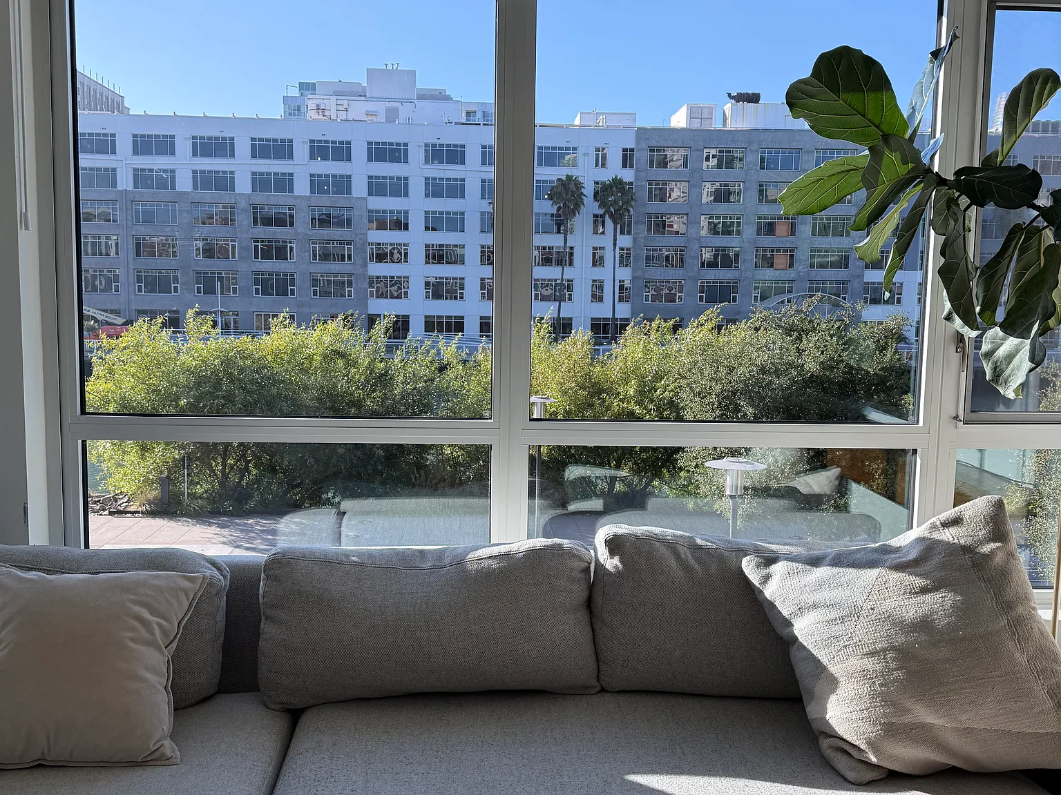 2 bed, 1079 sqft, $8,500 — Photo 4