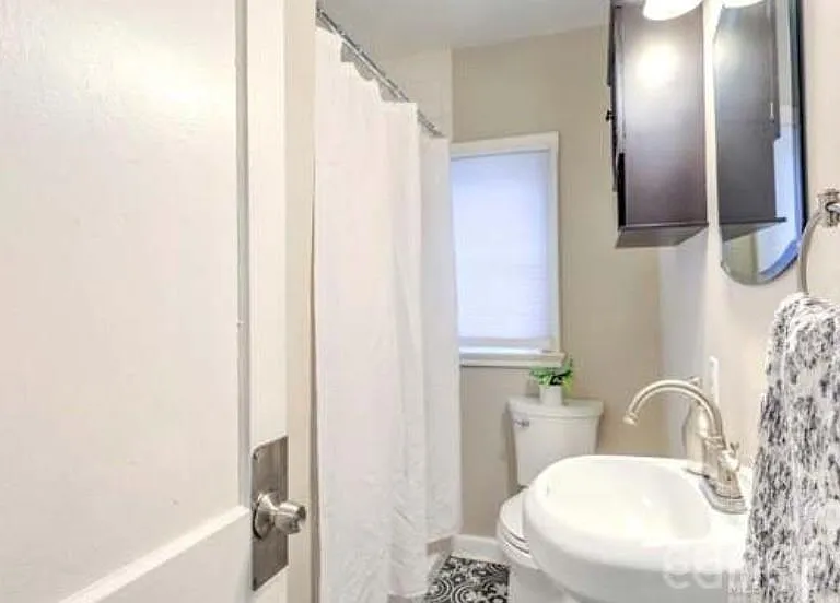 3224 Rogers St — Photo 12