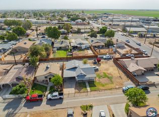681 Grapefruit Dr, Brawley, CA 92227