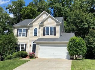 728 Knightswood Rd, Fort Mill, SC 29708