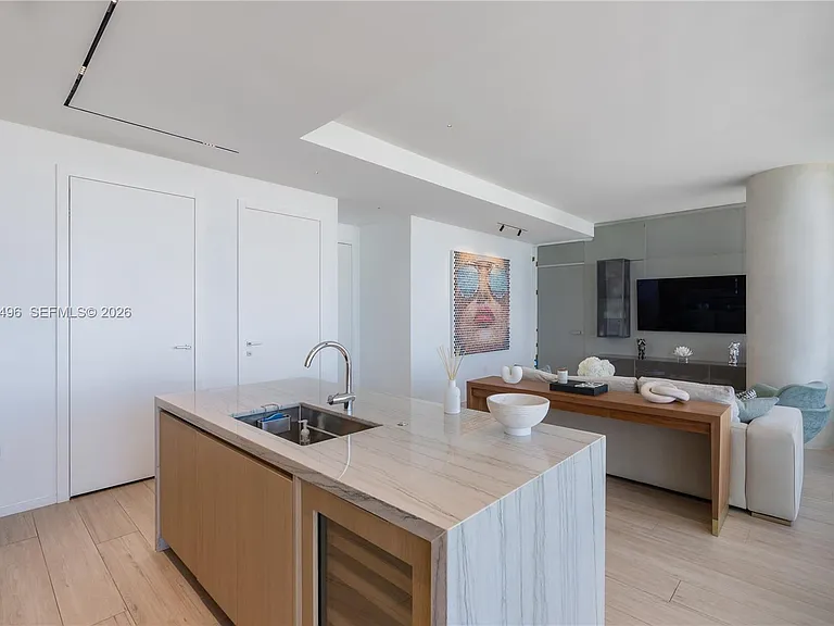 8701 Collins Ave #1103 — Photo 13