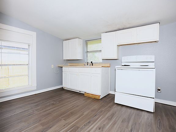 4th image of 107 Prewitt Ln