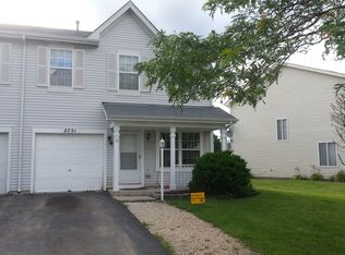 2751 Cedar Glade Rd #1, Naperville, IL 60564