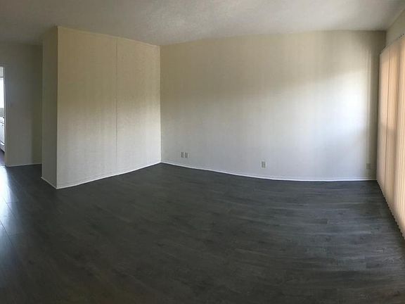 5th image of 1680 N Wilton Pl APT 25