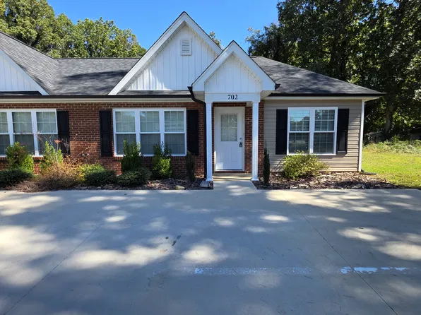 702 N McCrary St #702, Asheboro, NC 27205