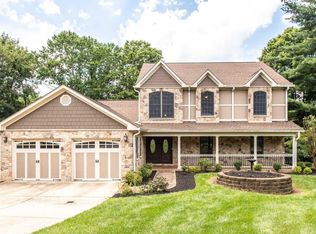 9806 Kohoutek Ct, Vienna, VA 22182